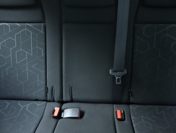 Peugeot 2008 I SUV 1.2 PureTech 110KM 2015 Peugeot 2008 1.2 PureTech, Salon Polska, zdjęcie 9