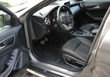 Mercedes GLA I Off-Roader Facelifting 1.6 200 156KM 2018 Mercedes-Benz GLA AMG Line 1,6 Automat 103 tys.km. Panorama 1.6 Benzyna, zdjęcie 10