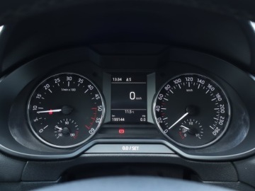 Skoda Octavia III Liftback 1.6 TDI 90KM 2016 Skoda Octavia 1.6 TDI, Navi, Klima, Klimatronic, zdjęcie 10