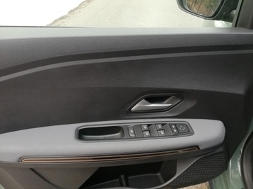 Opel Astra 2023 Dacia Jogger 1.6 Full Hybrid 140 Extreme MMT, zdjęcie 14