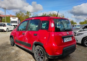 Fiat Panda III Hatchback 5d seria 4 1.0 Hybrid 70KM 2022 Fiat Panda 2022r, SALON POLSKA. 1.0 HYBRID. Uszkodzony. Poobijany. Jezdzi., zdjęcie 3