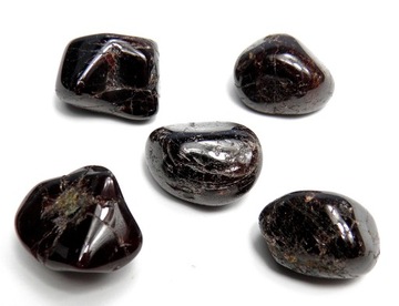 Granat Kamień Naturalny OTOCZAK 1szt.