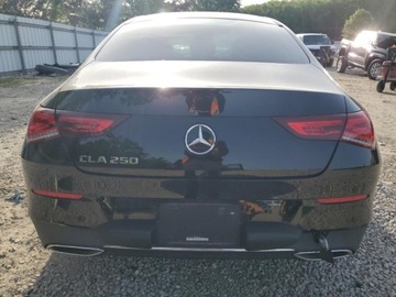 Mercedes CLA C118/X118 Coupe 2.0 250 224KM 2023 Mercedes-Benz CLA MERCEDES-BENZ CLA 250 2023 2.0 Benzyna 224KM, zdjęcie 5