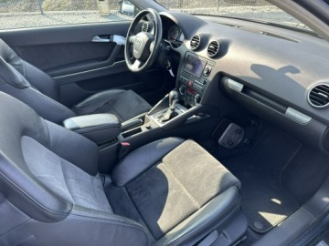 Audi A3 8P Hatchback 3d 3.2 VR6 250KM 2005 Audi A3 3-drzwiowe A3 3.2 VR6 DSG Quattro, zdjęcie 23