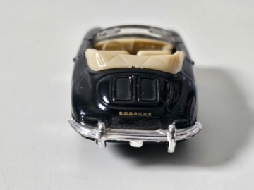 Модель автомобиля Welly Porsche 356B № 2060