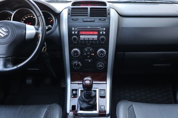 Suzuki Grand Vitara II SUV 1.9 DDiS 129KM 2006 Suzuki Grand Vitara 1.9 DDiS, Salon Polska, 4X4, zdjęcie 11