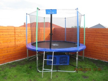 10 ПЕННЫХ ЗАЩИТНИКОВ ДЛЯ батутных стоек 10 x 100 СМ