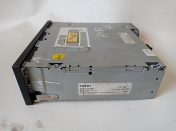 CD-ЧЕЙНДЖЕР AUDI A4 B7 КАБРИОЛЕТ 8E0035111D