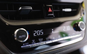 Toyota Corolla XII TS Kombi Facelifting 1.8 Hybrid 140KM 2023 Toyota Corolla 1.8 Hybrid Comfort LPG 1.8 BenzynaLPG 140KM, zdjęcie 29