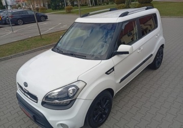 Kia Soul I Crossover Facelifting 1.6 CRDi 128KM 2012 Kia Soul Zarejestrowany - ubezpieczony - automat - 1,6 - 128 KM 1.6 Diesel, zdjęcie 4