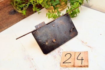 Оригинальная старинная дверная вставка с ключом
