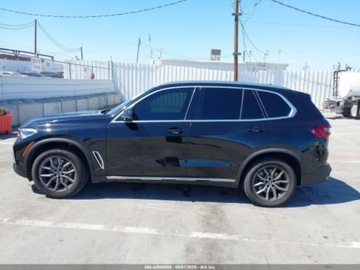 BMW X5 G05 2023 BMW X5 sDrive40I 2023 3.0l 3.0 Benzyna 335KM, zdjęcie 2