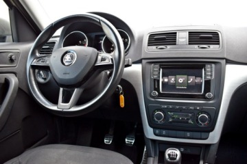 Skoda Yeti Minivan Facelifting 1.4 TSI 125KM 2016 Škoda Yeti Skoda Yeti Bezwypadkowy / Salon Polska, zdjęcie 15