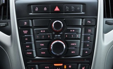 Opel Astra J Hatchback 5d 1.4 Turbo ECOTEC 120KM 2012 Opel Astra LIFT 1.4 Turbo Benzyna Tempomat Cz. parkowania 1.4 Benzyna 120KM, zdjęcie 26