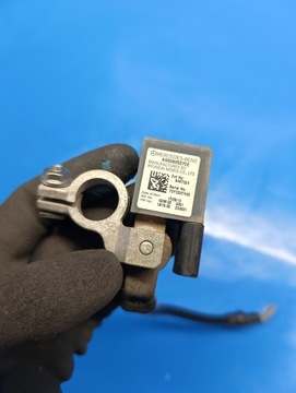 KABEL PŘÍVOD KLIKA MÍNUS MERCEDES BENZÍN W212 W204 A0009052702