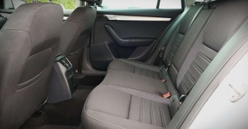 Skoda Octavia III Kombi Facelifting 2.0 TDI 150KM 2020 Skoda Octavia (Nr.130) 2.0 TDI Automat Klimatronik Tempomat Parktronik Gwa, zdjęcie 14
