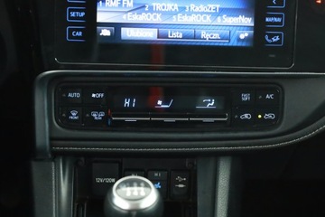 Toyota Auris II Touring Sports Facelifting 1.6 Valvematic 132KM 2016 Toyota Auris 1.6 Valvematic, Salon Polska, Klima, zdjęcie 9