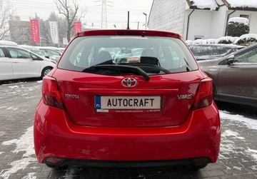 Toyota Yaris III Hatchback 5d Facelifting 1.0 VVT-i 69KM 2016 Toyota Yaris Salon Polska, Serwis ASO, Czujniki park. 1 rej IV 2017r. 69KM, zdjęcie 21