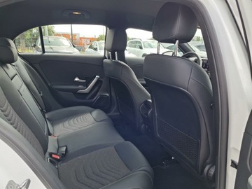 Mercedes Klasa A W177/V177 Hatchback Facelifting 1.3 200 163KM 2024 Mercedes-Benz A 200 Progressive/Ambient/Apple CarP, zdjęcie 13