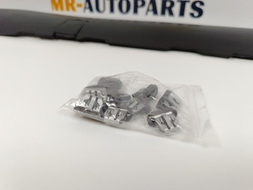 TESLA MODEL Y LEWA NAKŁADKA NA PRÓG 1497745-00-C