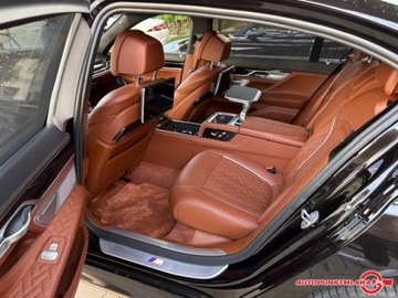 BMW Seria 7 G11-G12 Sedan Facelifting 4.4 750i 530KM 2021 BMW Seria 7 750 LI Xdrive Auto Punkt 4.4 Benzyna 530KM, zdjęcie 19
