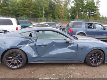 Ford Mustang VI 2024 Ford Mustang Dark Horse 2024 5.0l 5.0 Benzyna 500KM, zdjęcie 1