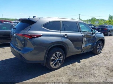 Toyota Highlander III 2024 Toyota Highlander XLE 2024 2.4l 2.4 Benzyna 265KM, zdjęcie 5