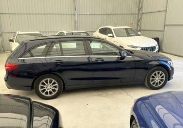 Mercedes Klasa C W205 Kombi 200 BlueTEC 136KM 2016 Mercedes-Benz Klasa C C 200 D 136 KM BDB STAN Warszawa 1.6 Diesel 136KM, zdjęcie 10