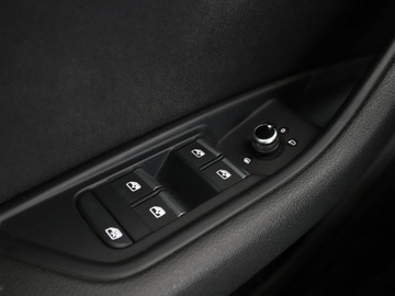 Audi A4 B9 Limousine 2.0 TFSI ultra 190KM 2016 Audi A4 Limousine S-Tronic virtual cocpit, zdjęcie 34