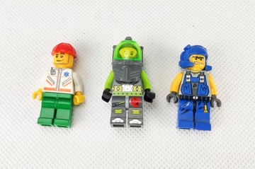 LEGO Random Bricks 1 кг + 3 случайные фигурки