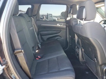 Jeep Grand Cherokee IV 2018 Jeep Grand Cherokee Laredo 2018 3.6l 3.6 Benzyna 295KM, zdjęcie 11