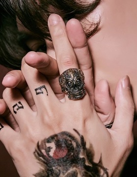 СЕРЕБРЯНОЕ КОЛЬЦО С ПЕЧАТКОЙ ГОТИЧЕСКИЙ ЧЕРЕП КРЕСТ