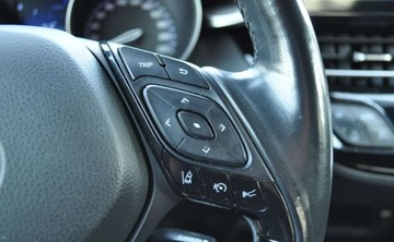 Toyota C-HR I Crossover 1.8 Hybrid 122KM 2018 Toyota C-HR 1.8 Hybryda Kamera Cofania Nawigacja Grz.siedzenia 1.8 Hybryda, zdjęcie 29