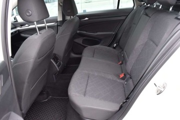 Volkswagen Golf VIII Variant 2.0 TDI 150KM 2022 Volkswagen Golf SalonPL TDI 150KM DSG Pakiety SideAssist Czujniki ACC ALU, zdjęcie 28