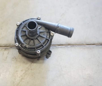 PŘÍDAVNÁ ČERPADLO VODY VOLVO XC40 C40 EX RECHARGE 32135208