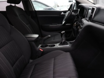 Kia Sportage III SUV Facelifting 2.0 CRDi 136KM 2016 Kia Sportage 2.0 CRDi, Navi, Klima, Klimatronic, zdjęcie 8