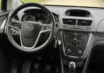 Opel Mokka I SUV 1.6 ecoFLEX 115KM 2013 Opel Mokka 1.6 Benzyna 115KM, zdjęcie 9