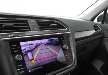 Volkswagen Tiguan II 2022 Volkswagen Tiguan Volkswagen Tiguan Elegance 2.0 TDI 150KM 1.5 Diesel 150KM, zdjęcie 20