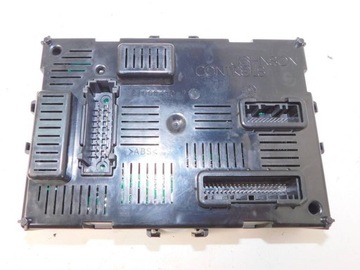 RENAULT CLIO III 1.2 13r 5D НАВИГАЦИОННАЯ ДИСТАНЦИОННАЯ РАДИОСТАНЦИЯ