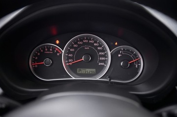 Subaru Impreza III Hatchback 2.0 i 150KM 2010 Subaru Impreza XV 2.0 150KM 4X4 AUTOMAT przebieg 135 tys km SPORTOWE FOTELE, zdjęcie 18