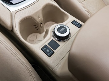 Nissan X-Trail III Terenowy 2.0 dCi 177KM 2016 NISSAN X-Trail 2.0 dCi 4WD Suv 177KM 2016, zdjęcie 24