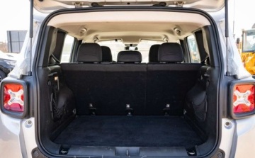 Jeep Renegade 2020 Jeep Renegade Jeep Renegade Face lifting 2.4 FWD 180KM 2.4 Benzyna 180KM, zdjęcie 16