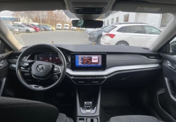 Skoda Octavia IV Liftback 1.5 TSI EVO 150KM 2023 Skoda Octavia Style 1.5 TSI 150 KM Virtual Cockpit Kamera LED Podg. fo, zdjęcie 13