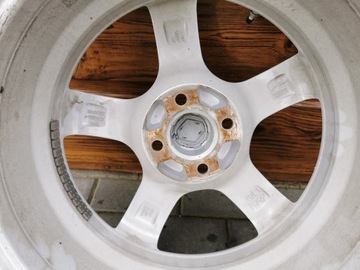 KOLA HLINÍK 16 RENAULT CLIO 4X100 195/55 R16 ZIMNÍ MEGA STAV