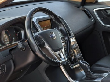 Volvo XC60 I SUV Facelifting 2.0 D4 DRIVE-E 181KM 2014 Volvo XC 60 R-design Navi Alcantara Radar Tempomat Serwis Gwarancja 2.0, zdjęcie 33