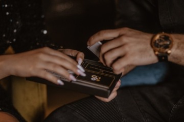 Игра в отношения