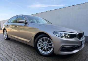 BMW Seria 5 G30-G31 2019 BMW Seria 5 BMW Seria 5 2.0 Hybryda Plug-in 184KM, zdjęcie 2