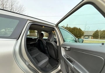 Volvo XC60 I SUV Facelifting 2.4 D4 181KM 2014 Volvo XC 60 Volvo XC 60 D4 AWD Momentum 2.4 Diesel 181KM, zdjęcie 26
