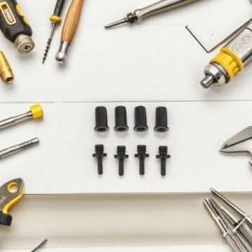 30 ЗАЖИМОВ ДЛЯ РЕШЕТКИ ДИНАМИКА, ПЛАСТИКОВЫЕ ЗАЩИТНЫЕ ЗАЖИМЫ