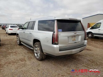 Cadillac Escalade III 2016 Cadillac Escalade 2016, 6.2L, 4x4, po gradobiciu, zdjęcie 3